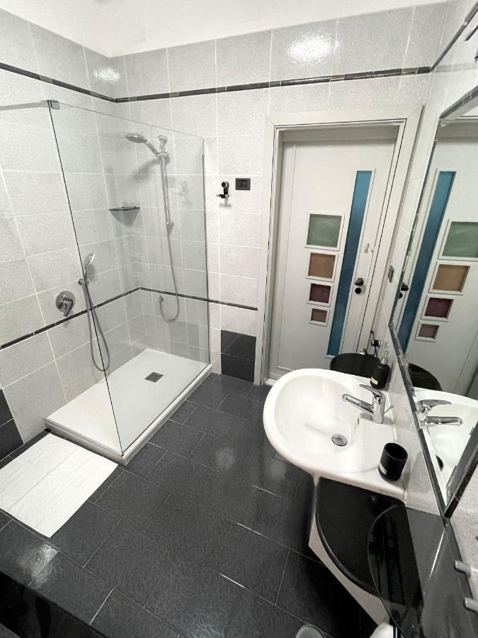 Madras Apartment San Giorgio a Cremano Exterior photo